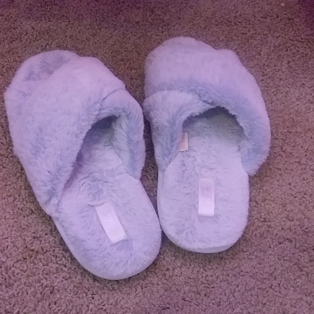 Pink size fits all blue slippers